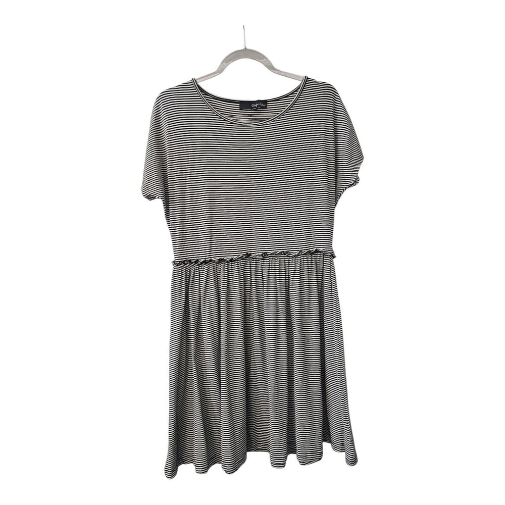 Sonja Betro Dress Size MEDIUM Black White Striped S/S Elastic Waist Ruffle